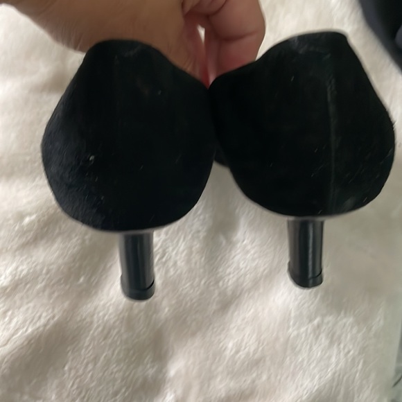 Chanel vintage black suede heels with Chanel dust bags - Picture 11 of 13